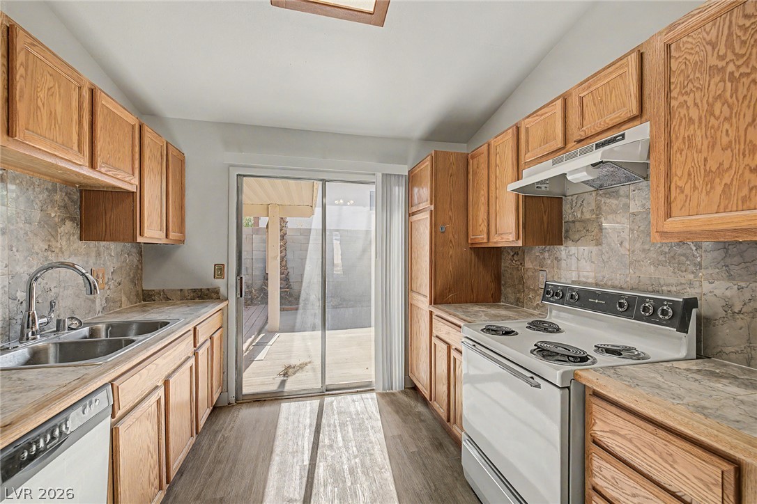 1702 Marathon Drive Property Photo 11