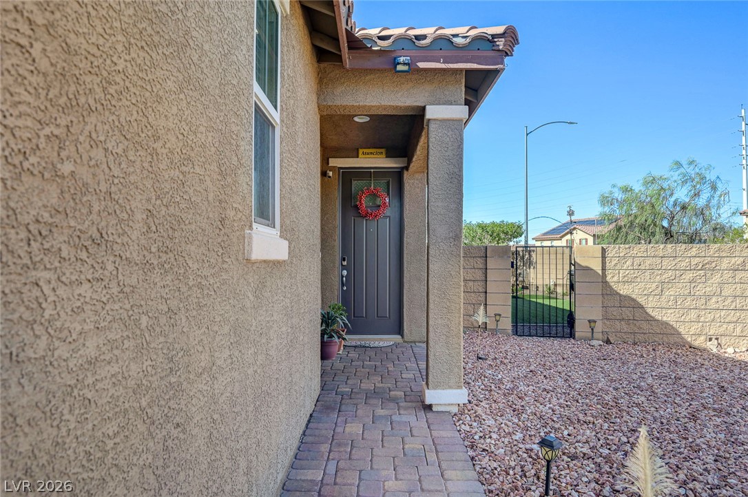 978 Spiracle Avenue Property Photo 4