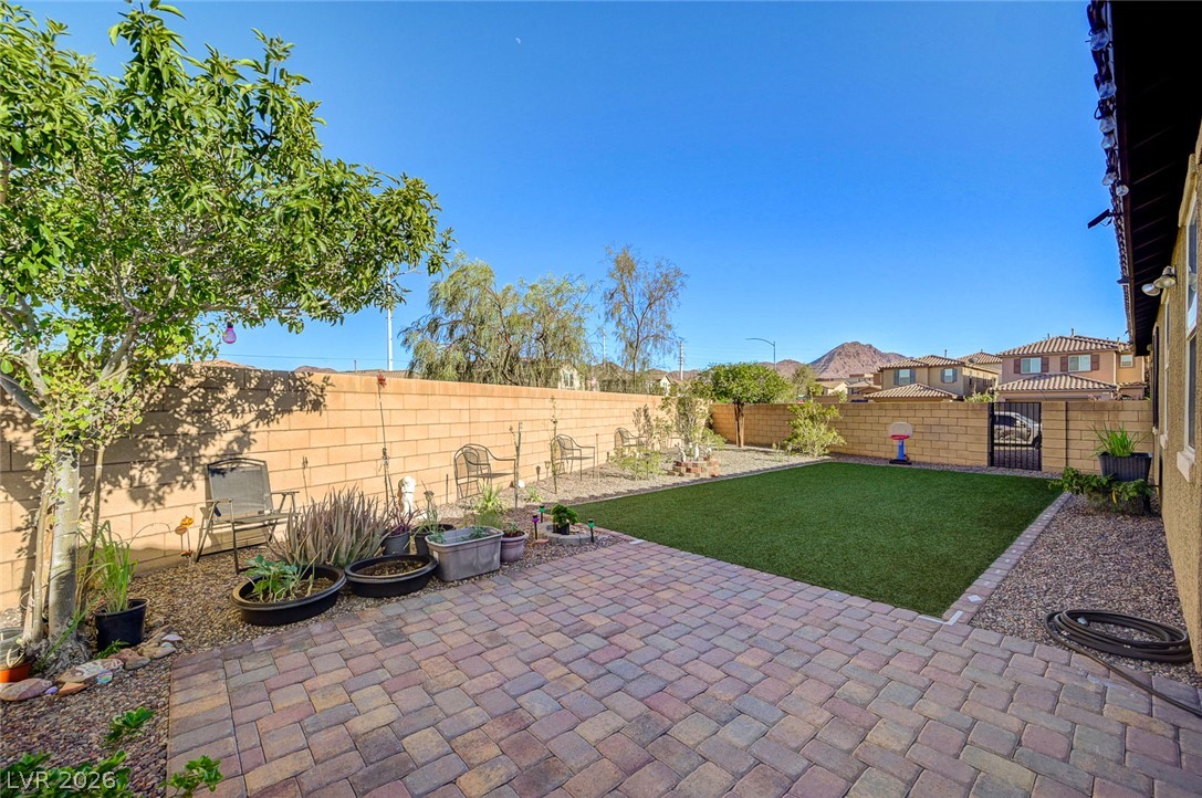 978 Spiracle Avenue Property Photo 40
