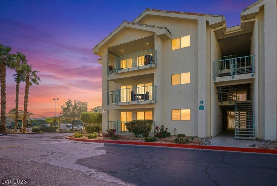 3550 Bay Sands Drive 3042 Property Photo 1