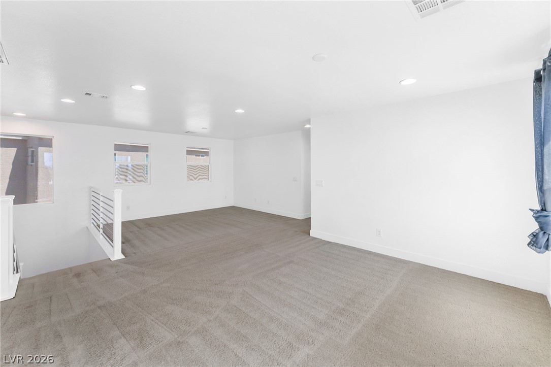 1002 Solemn Cactus Avenue Property Photo 10
