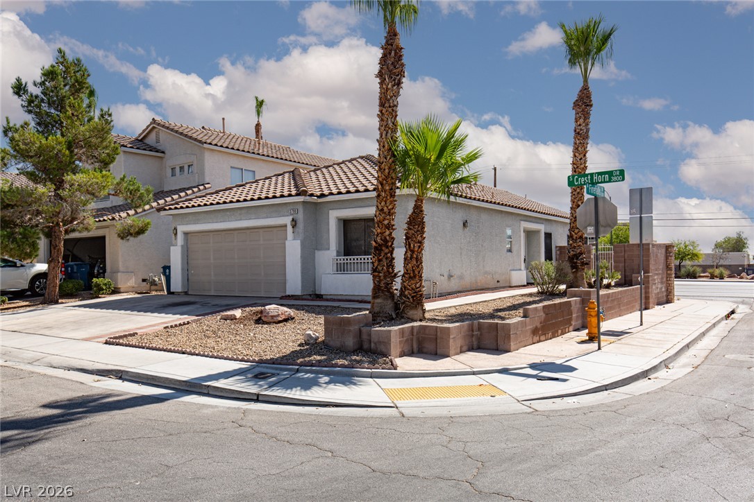 3790 Crest Horn Drive Property Photo 3