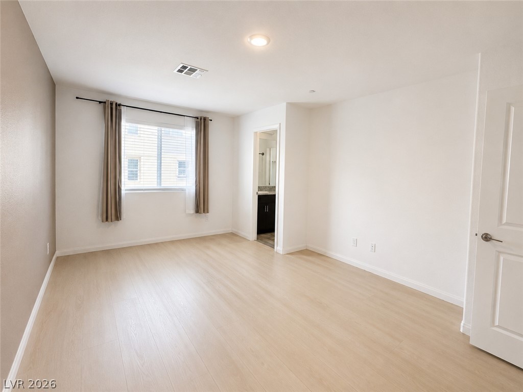 2872 Atomic Tangerine Way 1 Property Photo 6