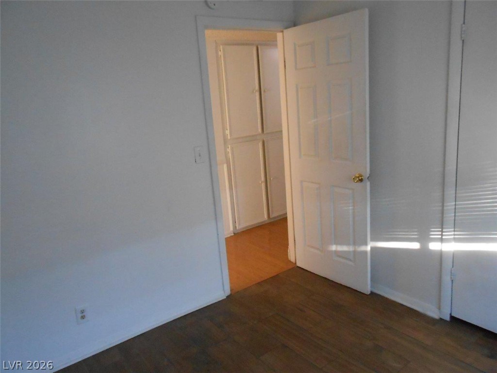 6671 Bubbling Brook Drive D Property Photo 10