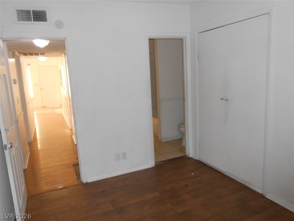 6671 Bubbling Brook Drive D Property Photo 14