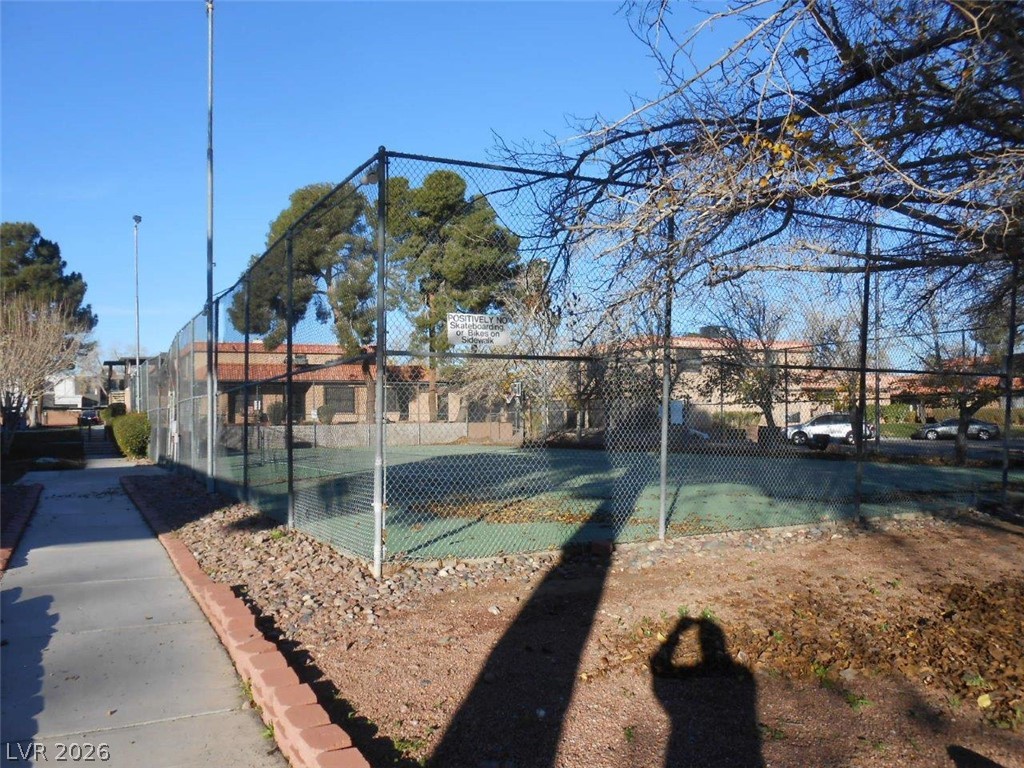 6671 Bubbling Brook Drive D Property Photo 23