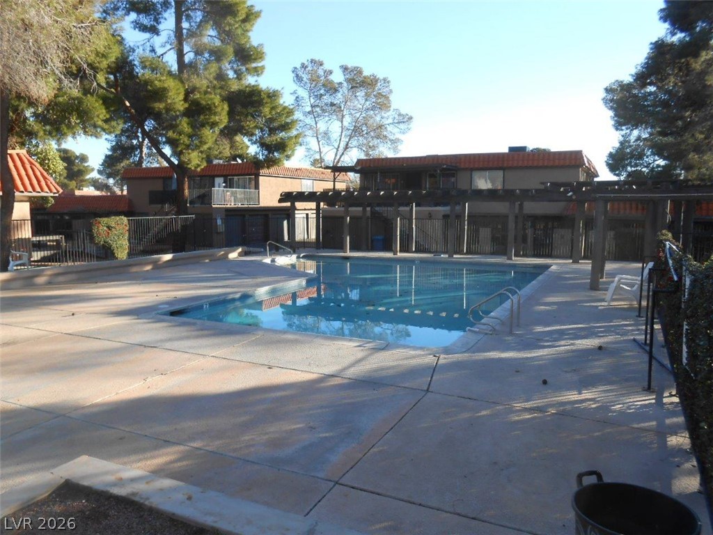 6671 Bubbling Brook Drive D Property Photo 24