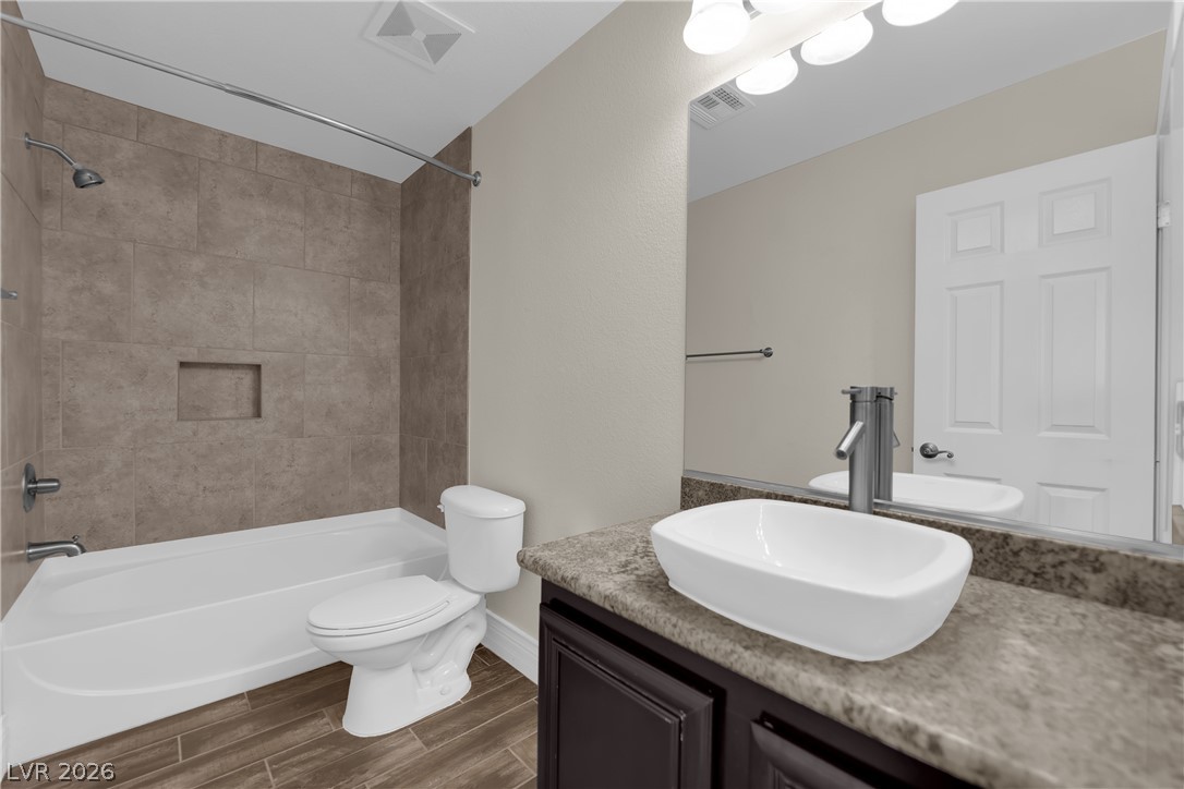 646 Monument Point Street Property Photo 21