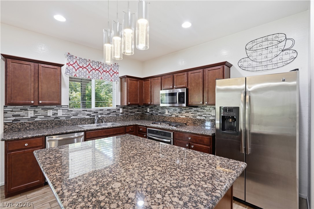 6765 Bristle Falls Street Property Photo 14