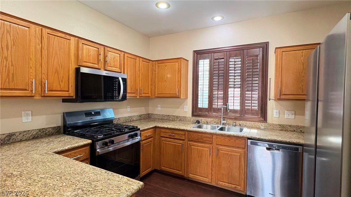 2684 Heathrow Street Property Photo 3
