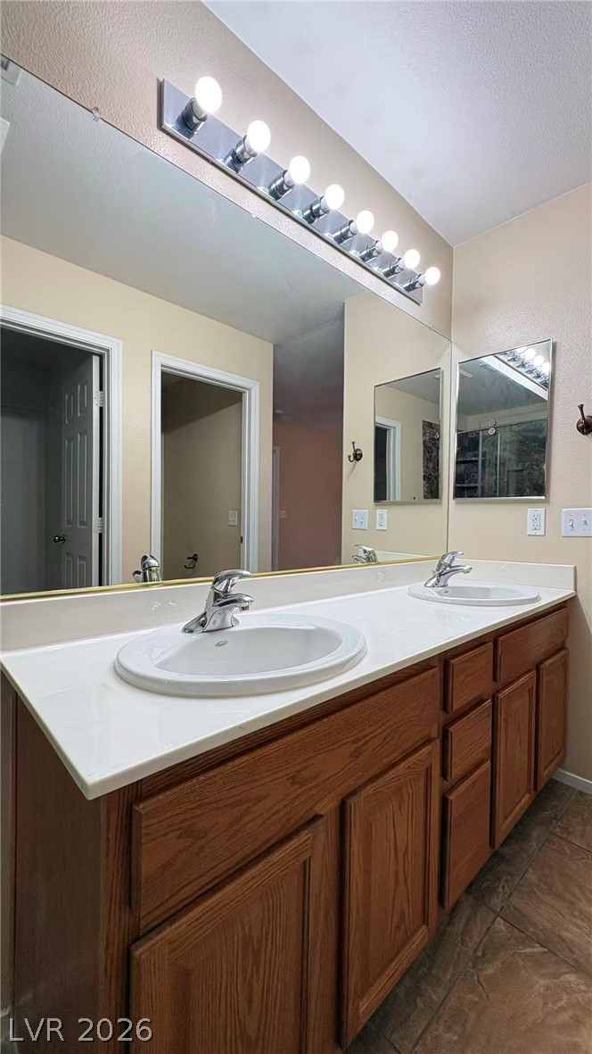 2684 Heathrow Street Property Photo 15