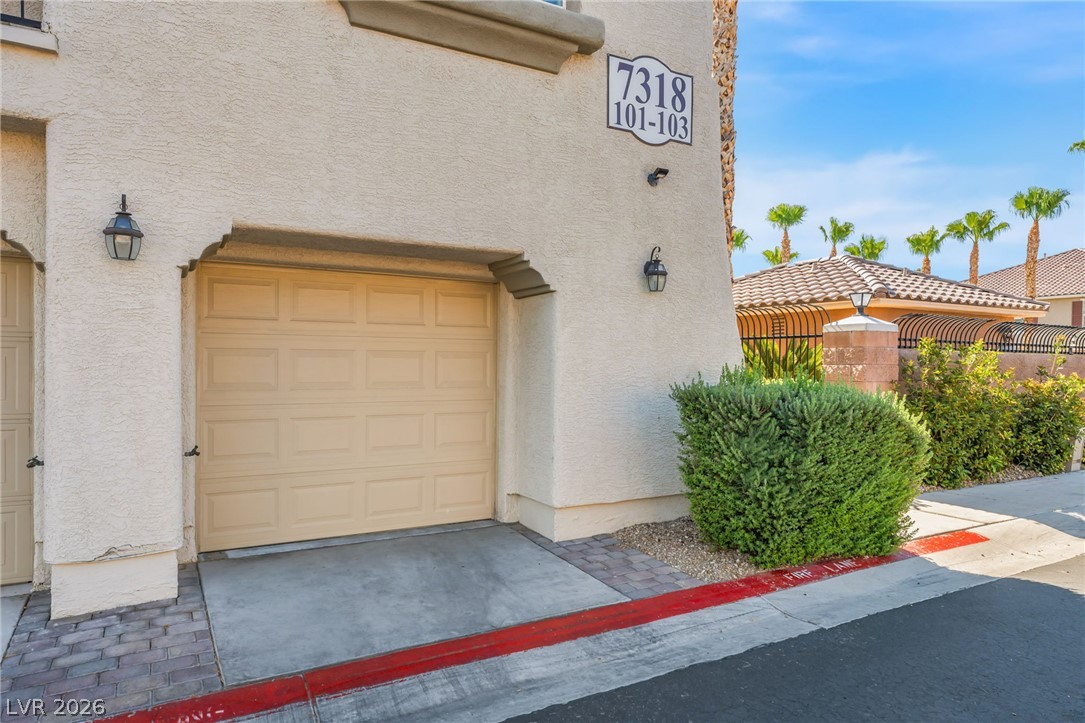 7318 Fools Gold Street 101 Property Photo 5