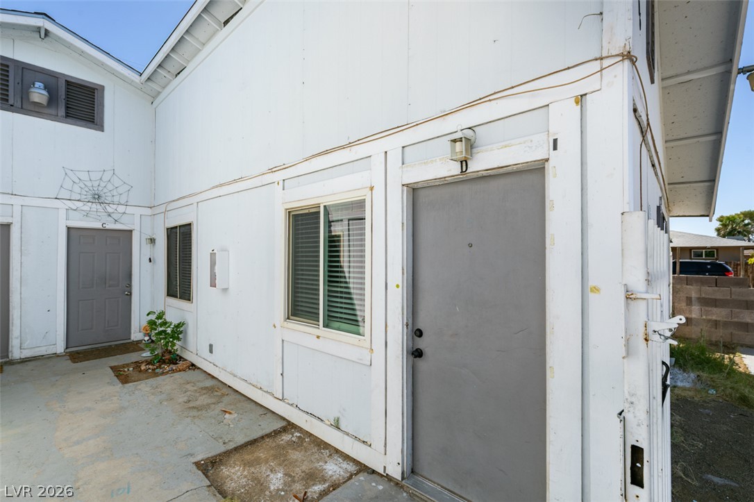 5806 Dodd Street D Property Photo 5
