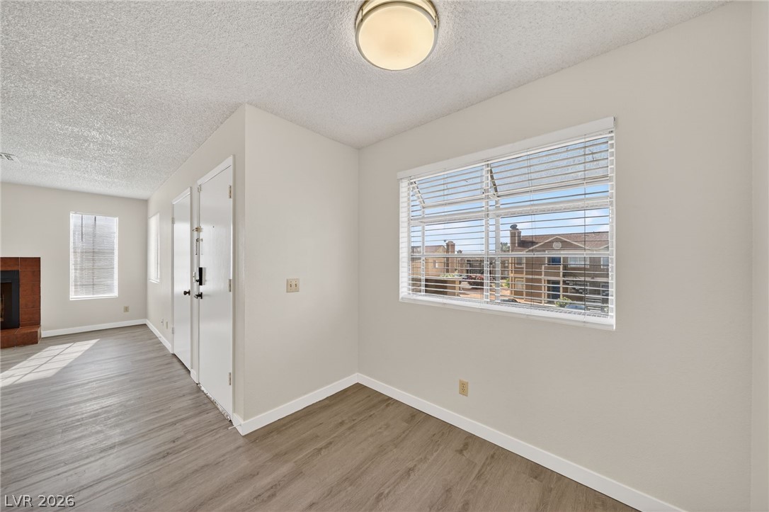 2702 Alicialynn Way D Property Photo 4