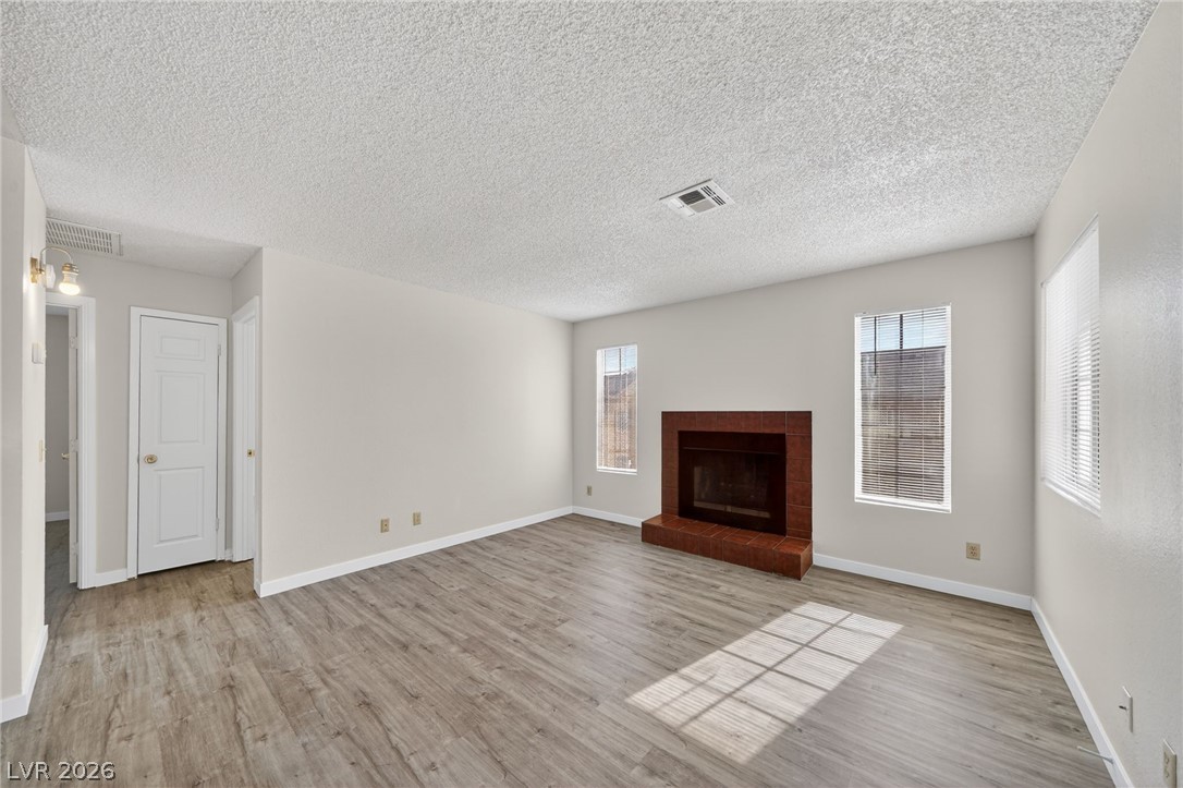 2702 Alicialynn Way D Property Photo 5