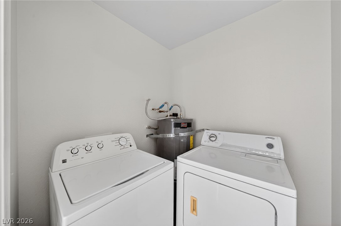 2702 Alicialynn Way D Property Photo 14