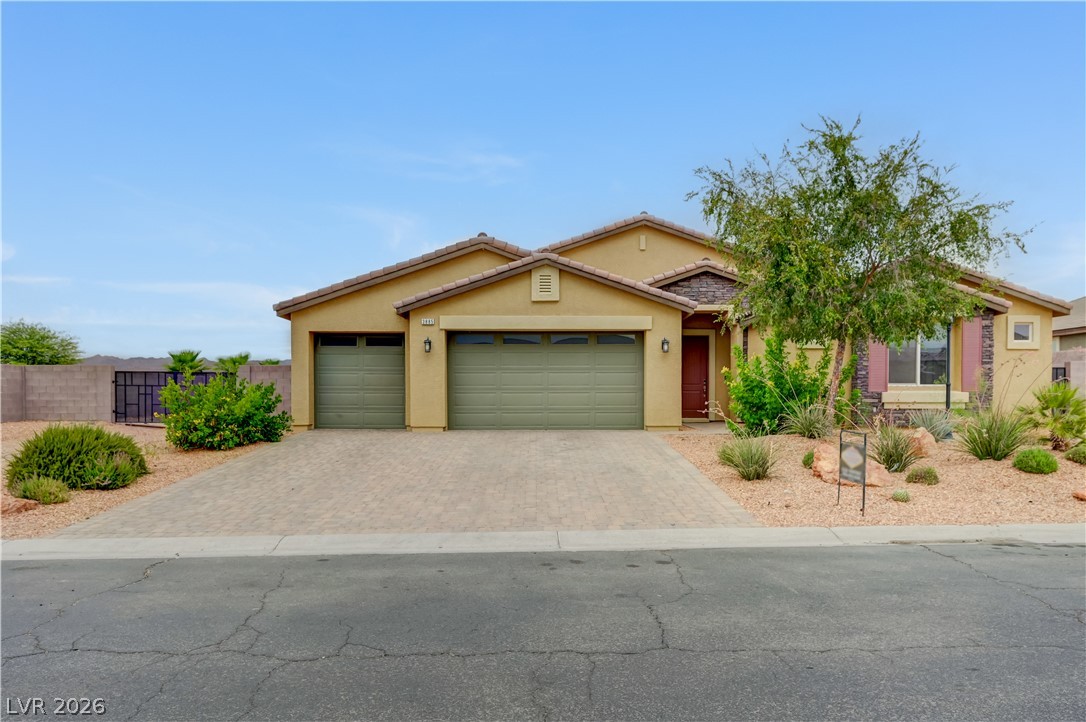 3885 River Heights Lane Property Photo 1