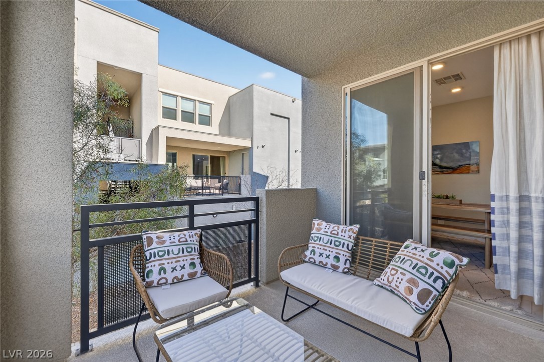 11256 Rainbow Peak Avenue 208 Property Photo 15