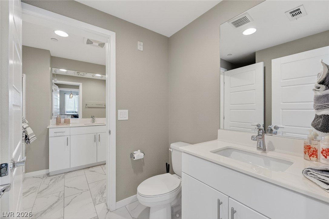 11256 Rainbow Peak Avenue 208 Property Photo 16