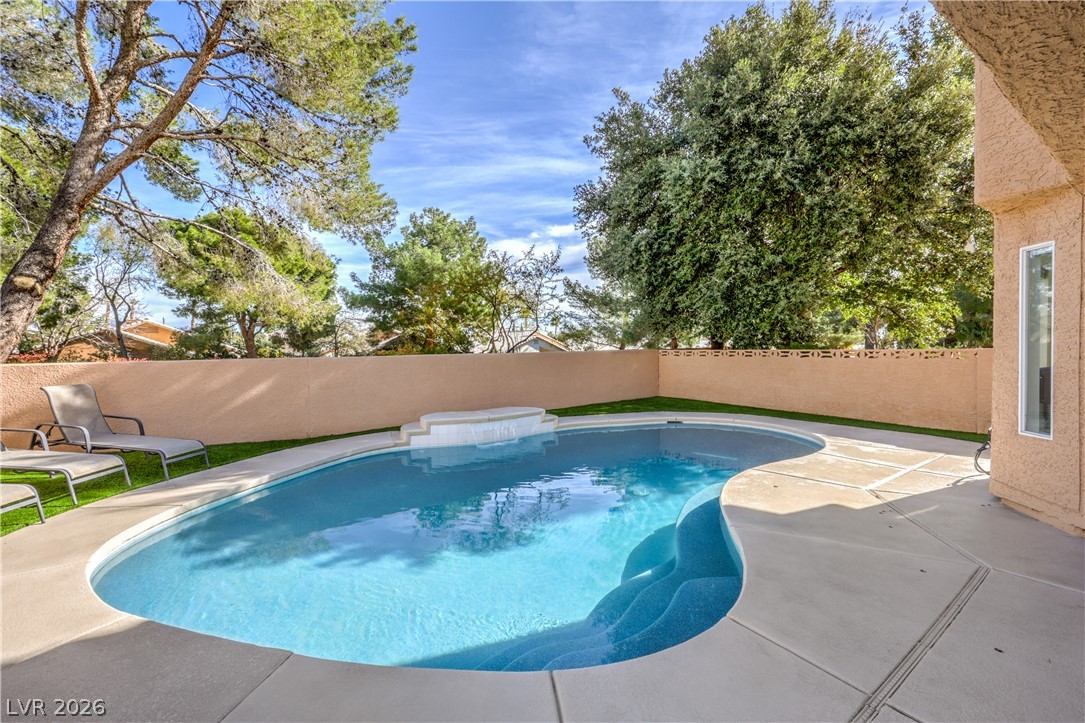 8352 Shore Breeze Drive Property Photo 24