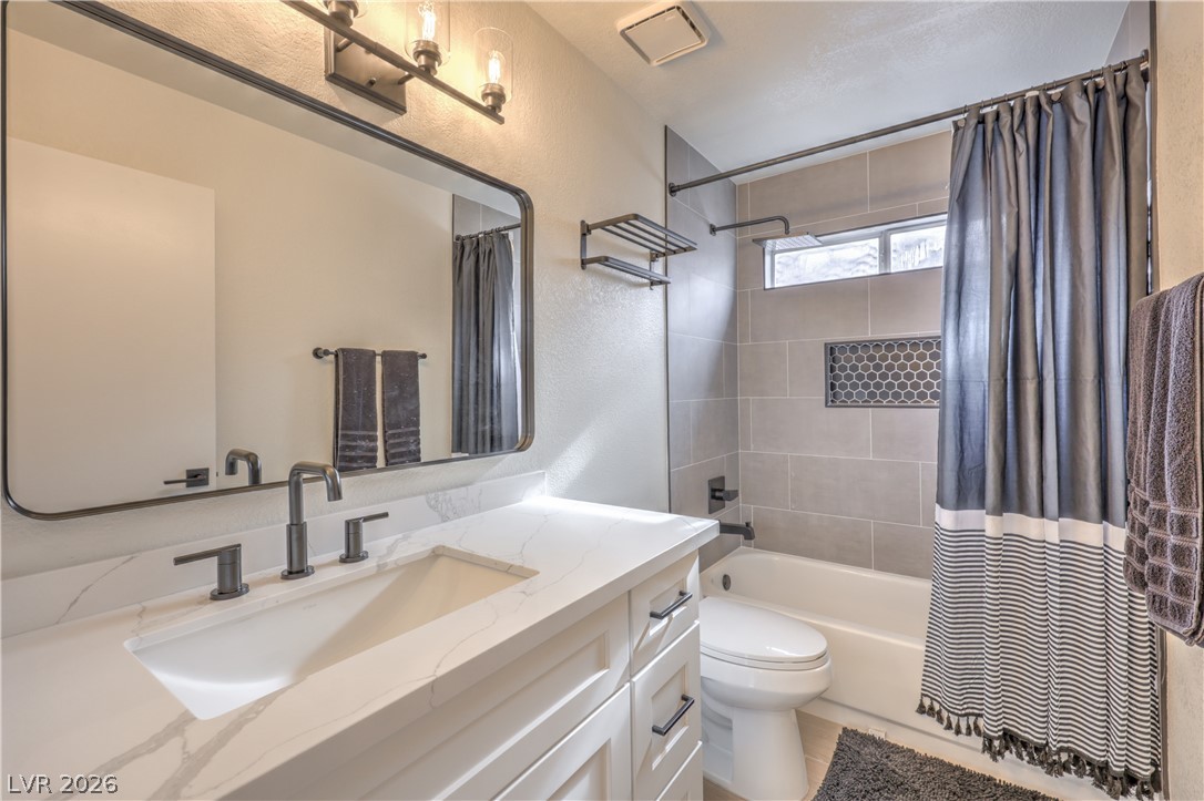 8352 Shore Breeze Drive Property Photo 38