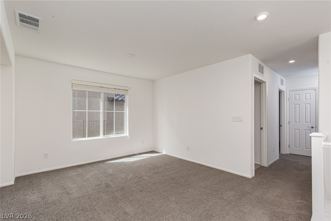 8045 Skye Foxx Street Property Photo 16