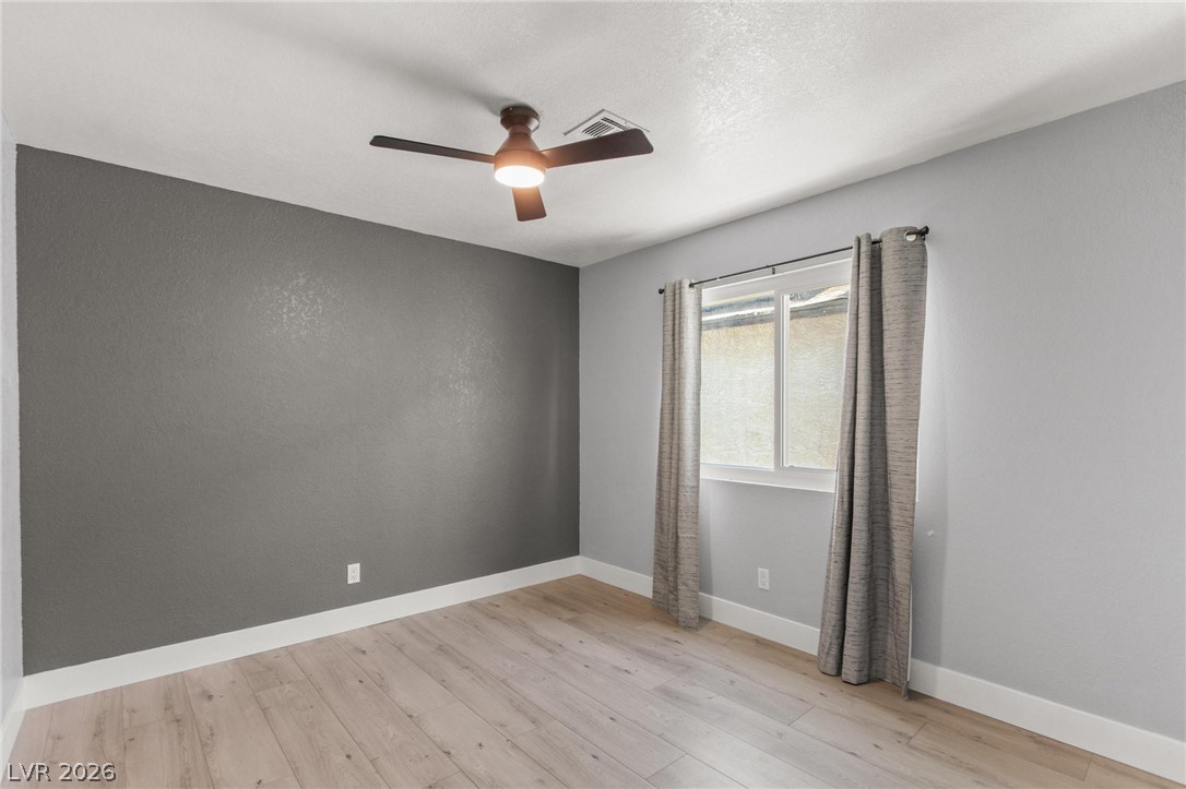 3940 Gulliver Street Property Photo 13