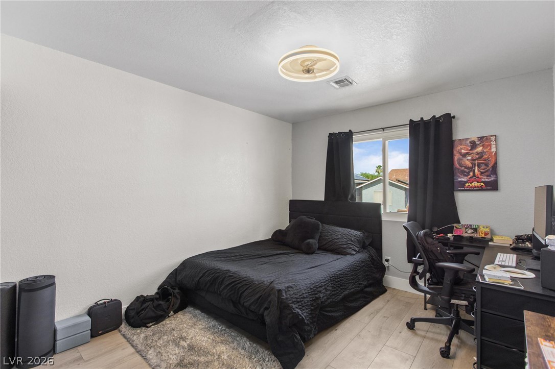 3940 Gulliver Street Property Photo 15