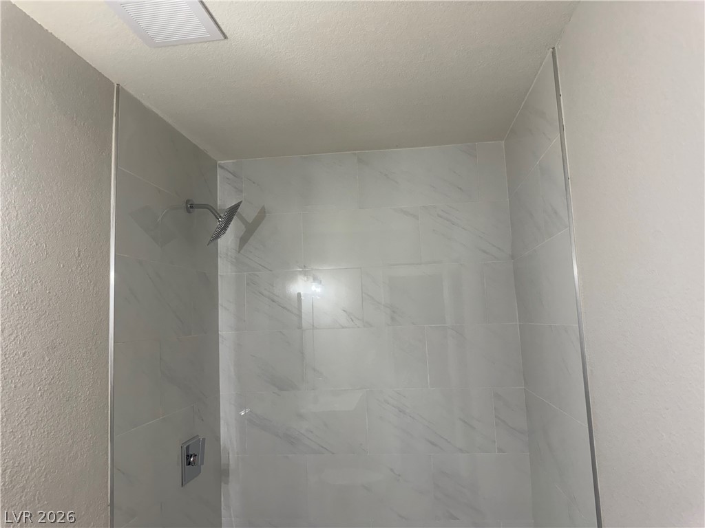 530 Elm Drive 105 Property Photo 18
