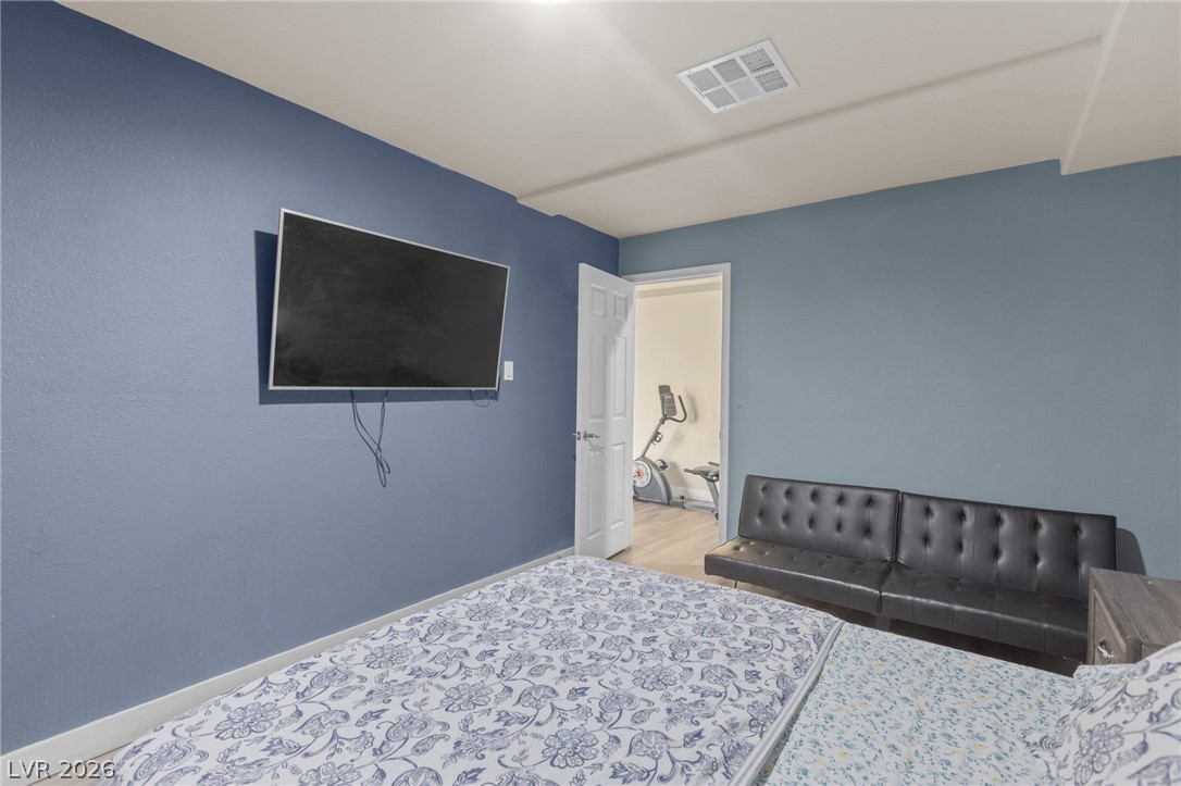 8508 Silver Coast Street Property Photo 12