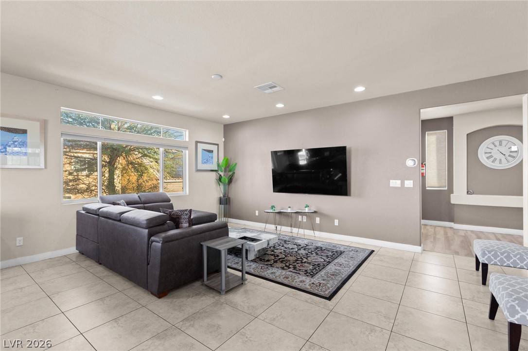 8508 Silver Coast Street Property Photo 26