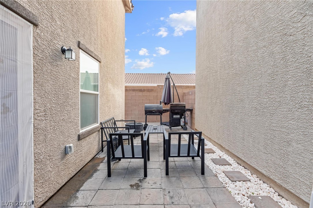 9247 Quartz Hills Avenue Property Photo 5