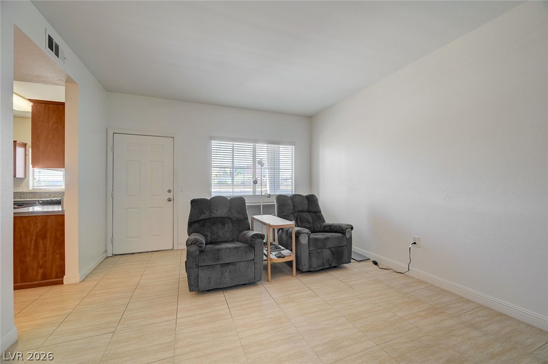 5250 South Rainbow Boulevard 1048 Property Photo 9