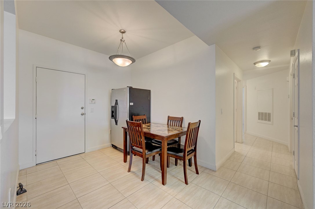 5250 South Rainbow Boulevard 1048 Property Photo 13