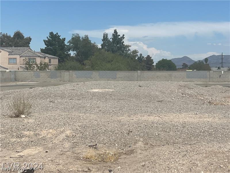 2201 Dunkee Way Property Photo 1