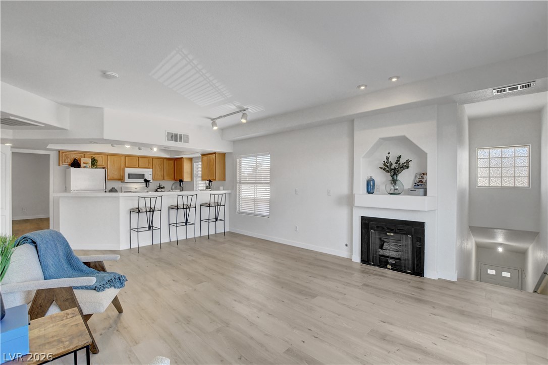 3600 Arginis Street 201 Property Photo 5