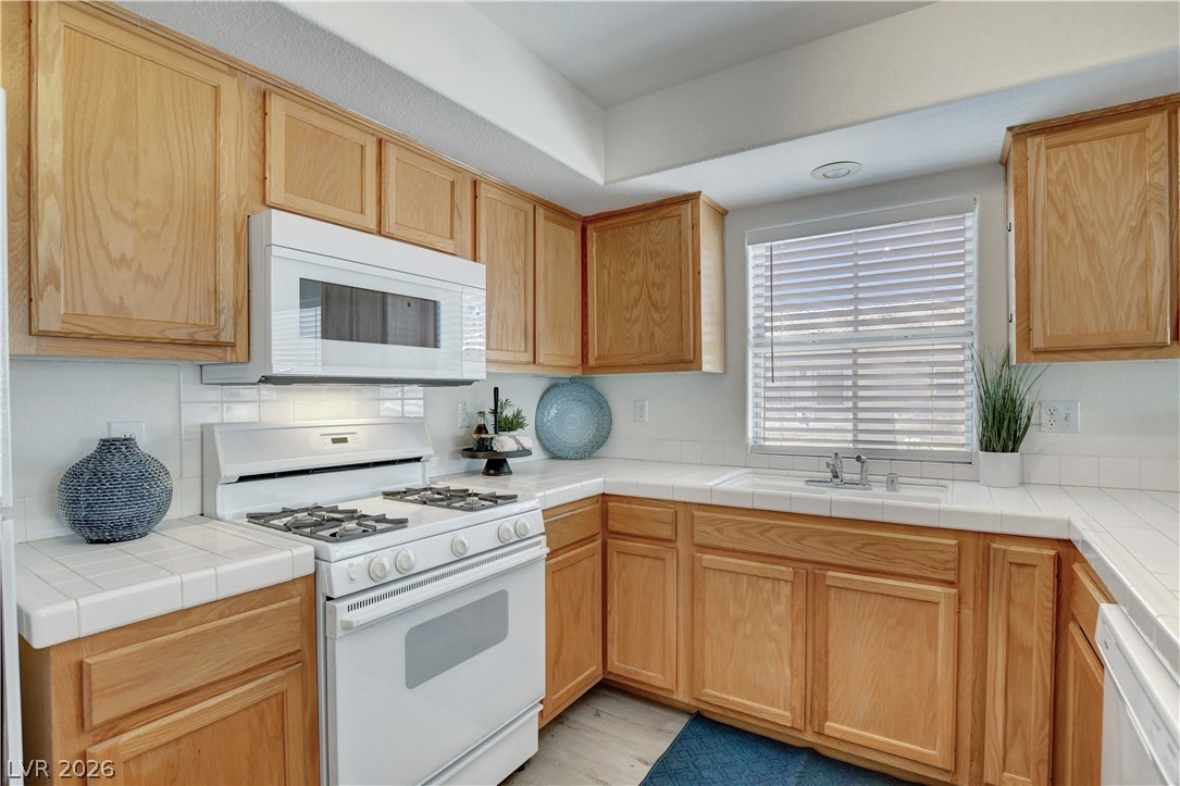 3600 Arginis Street 201 Property Photo 14