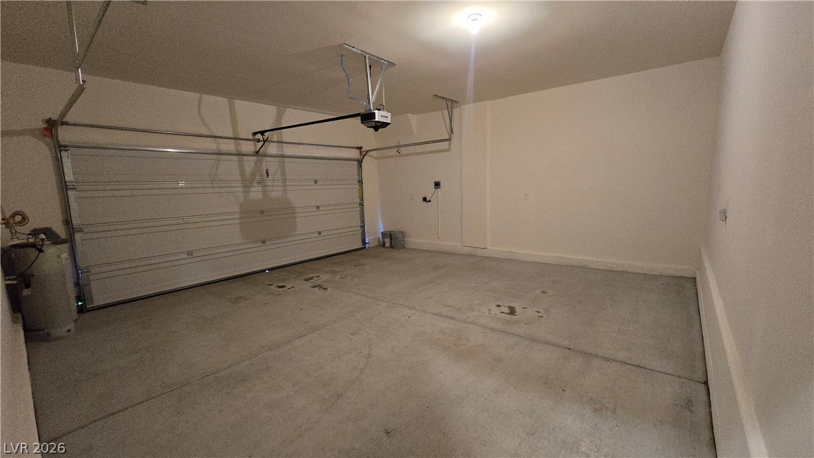 7647 Duran Harbor Lane Property Photo 4