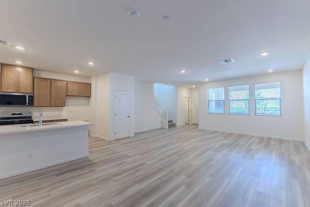 60 Hornbeck Lane Property Photo 3