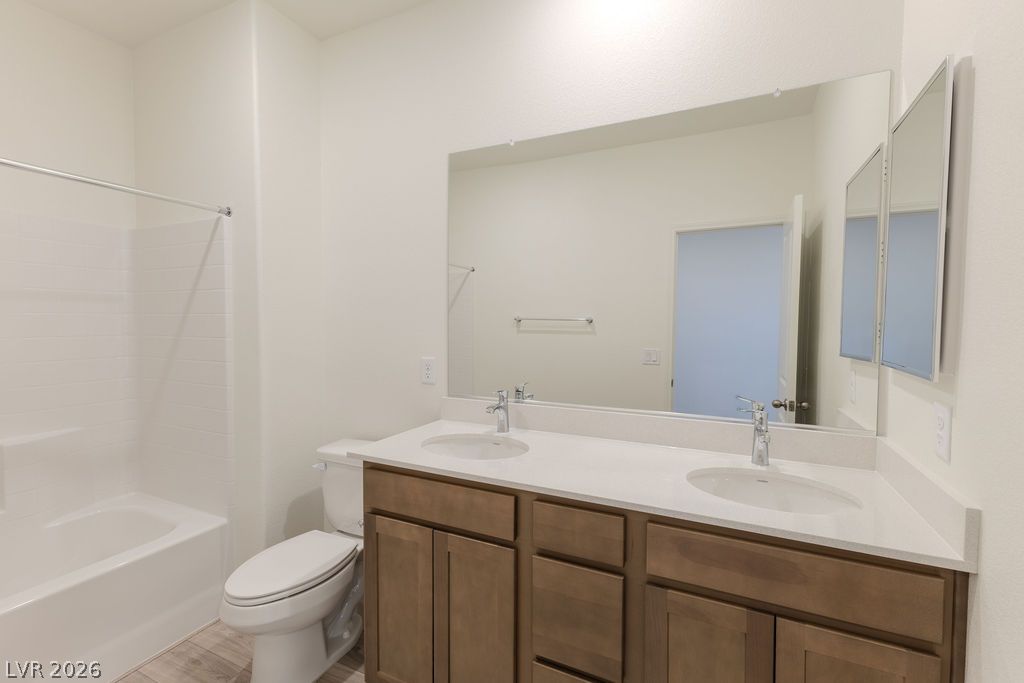 60 Hornbeck Lane Property Photo 6