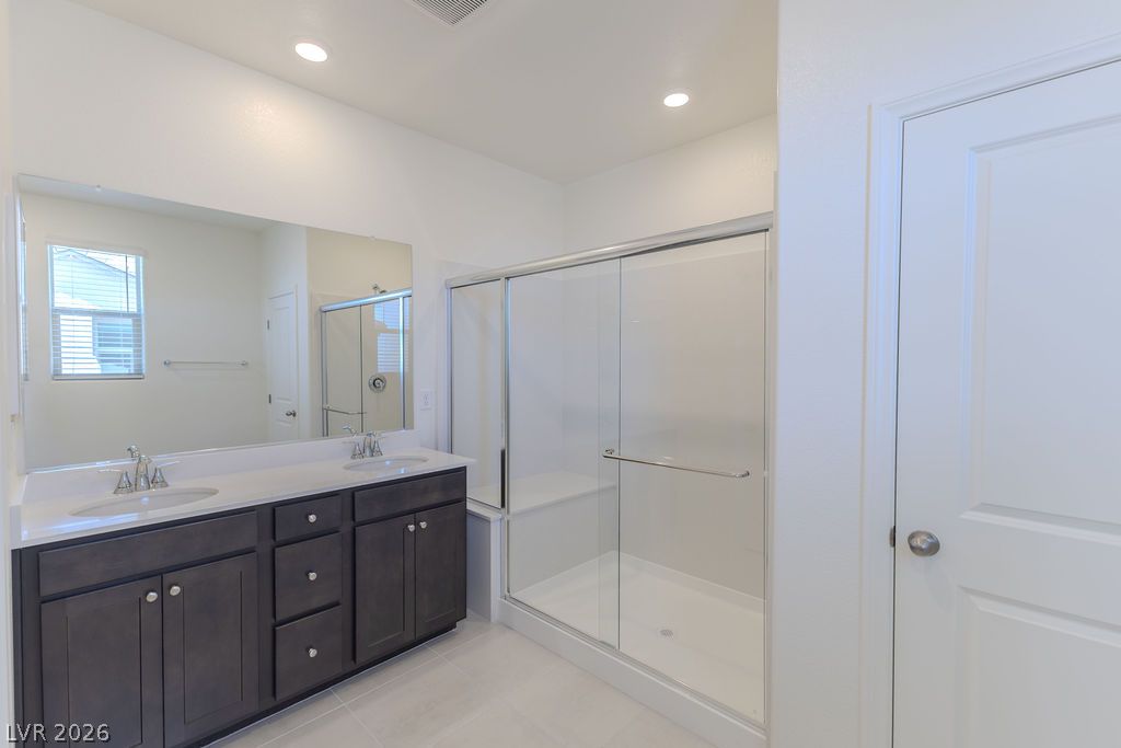 100 Hornbeck Lane Property Photo 8