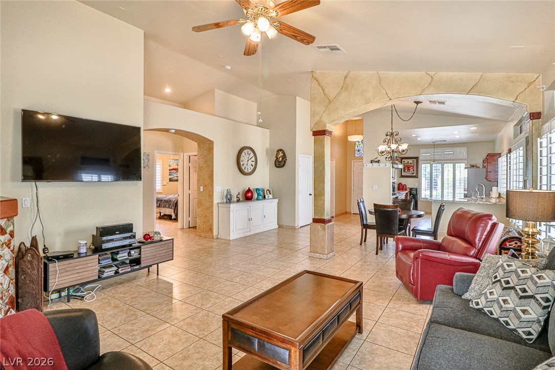 5752 Shermer Court Property Photo 13