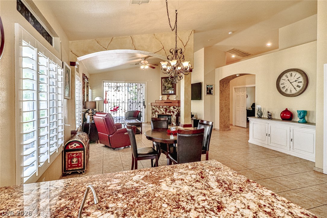 5752 Shermer Court Property Photo 27