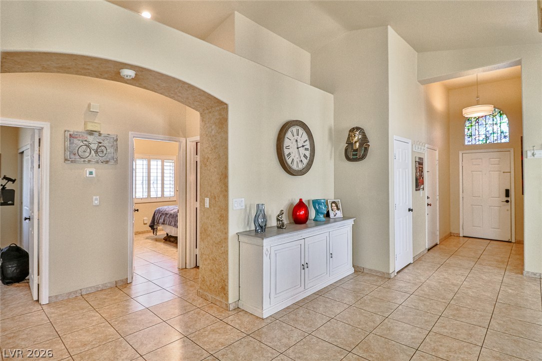 5752 Shermer Court Property Photo 29