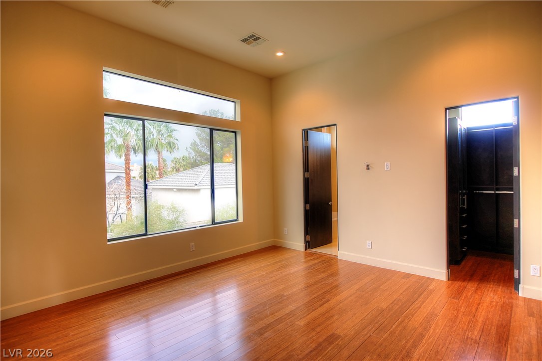 7518 Yonie Court Property Photo 10