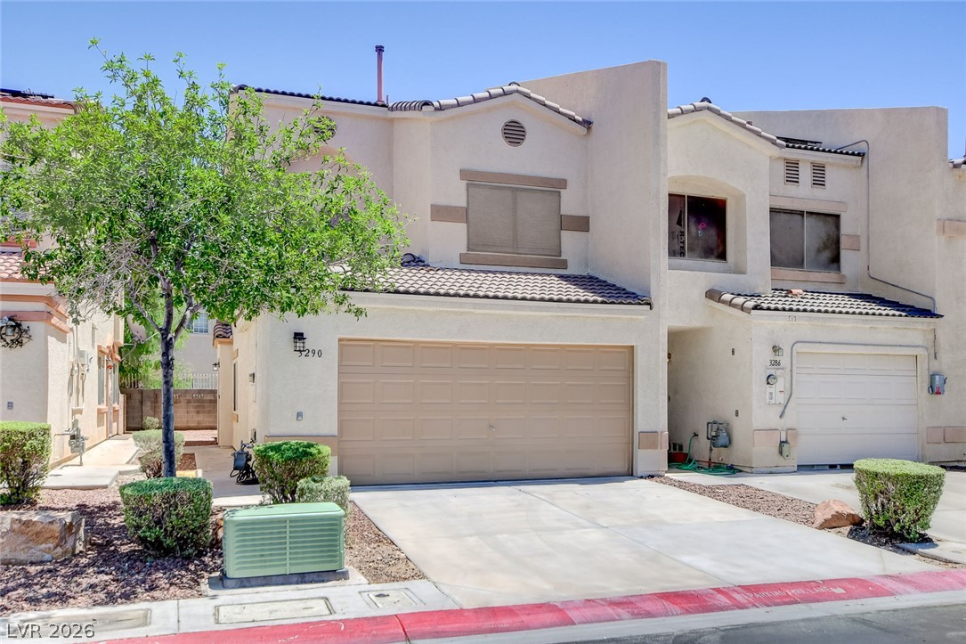 3290 Dragon Fly Street Property Photo 3