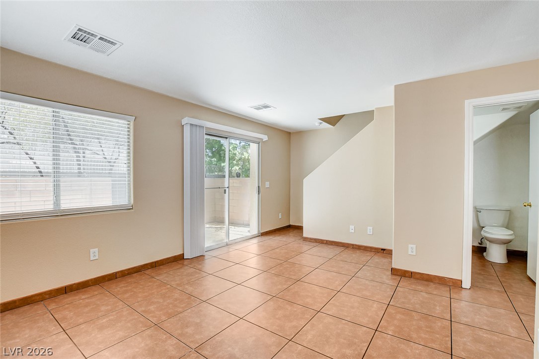 3290 Dragon Fly Street Property Photo 6