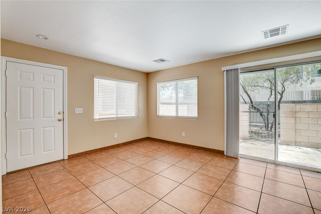3290 Dragon Fly Street Property Photo 7