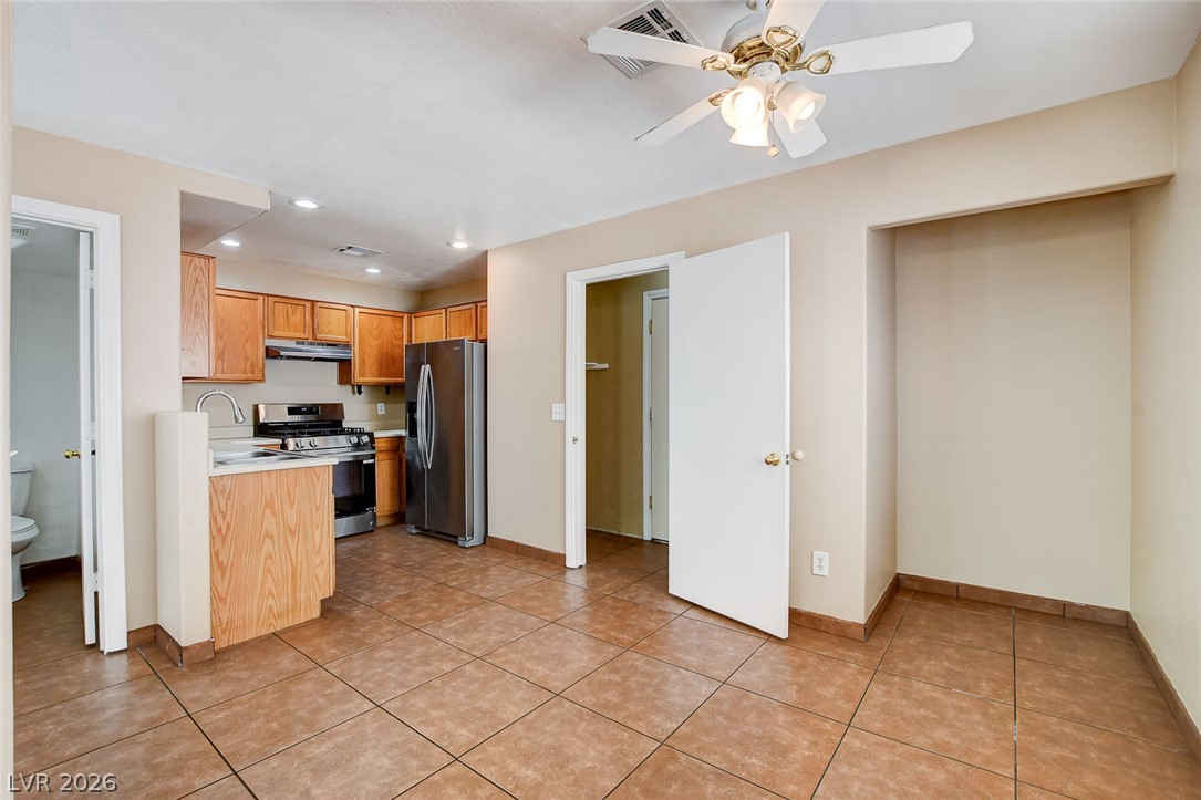 3290 Dragon Fly Street Property Photo 13