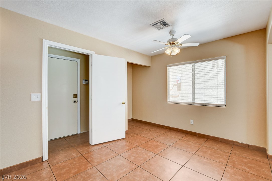 3290 Dragon Fly Street Property Photo 14